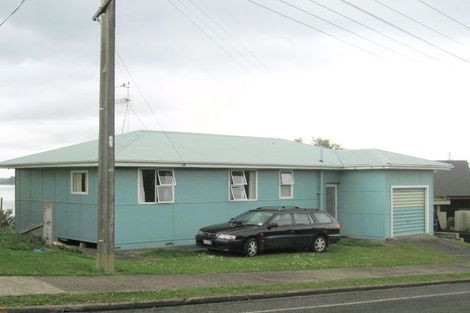 Photo of property in 87 Omokoroa Road, Omokoroa, 3114