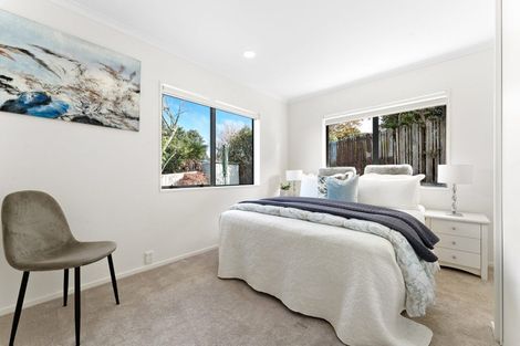 Photo of property in 29 Caversham Drive, Torbay, Auckland, 0630