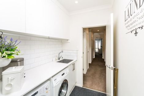 Photo of property in 180b Brooklands Road, Vogeltown, New Plymouth, 4310