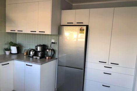 Photo of property in 13 East Street, Papakura, 2110