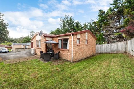 Photo of property in 57 Woodbank Drive, Glen Eden, Auckland, 0602