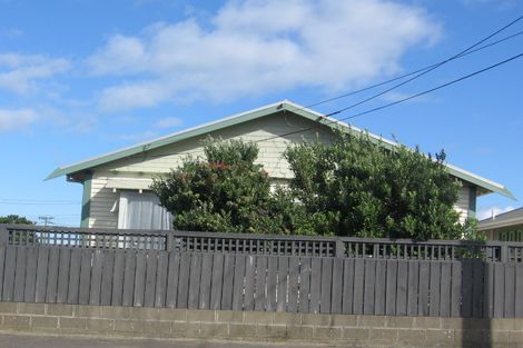 Photo of property in 60 Adelaide Street, Petone, Lower Hutt, 5012