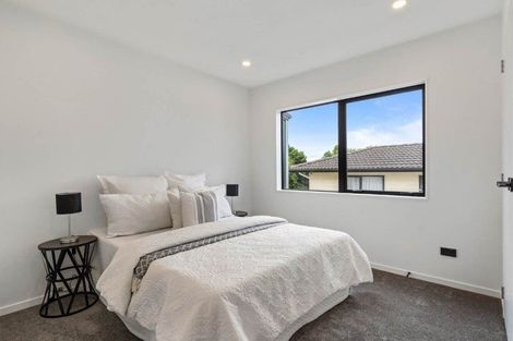 Photo of property in 707 Massey Road, Mangere, Auckland, 2022