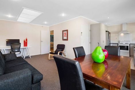 Photo of property in 14a Zande Terrace, Tawa, Wellington, 5028