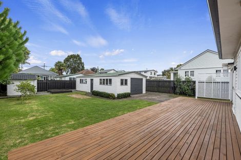 Photo of property in 15 Cairnfield Road, Kensington, Whangarei, 0112