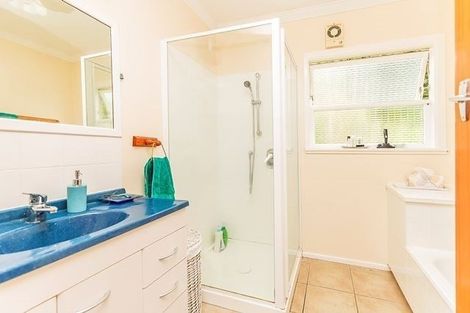 Photo of property in 59 Sunrise Boulevard, Tawa, Wellington, 5028