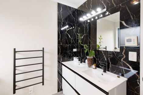 Photo of property in 2 Riverside Lane, Spencerville, Christchurch, 8083