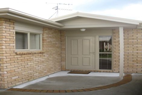 Photo of property in 80 Williams Street, Cambridge, 3434