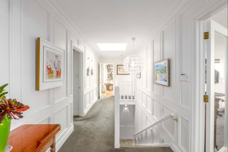 Photo of property in 100 Mount Pleasant Road, Mount Pleasant, Christchurch, 8081