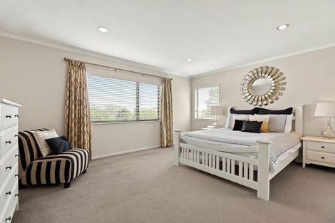 Photo of property in 23 Reeves Road, Pakuranga, Auckland, 2010