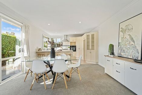 Photo of property in 8 Elmslie Grove, Halswell, Christchurch, 8025