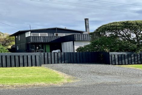 Photo of property in 8 Wainamu Road, Raglan, 3297