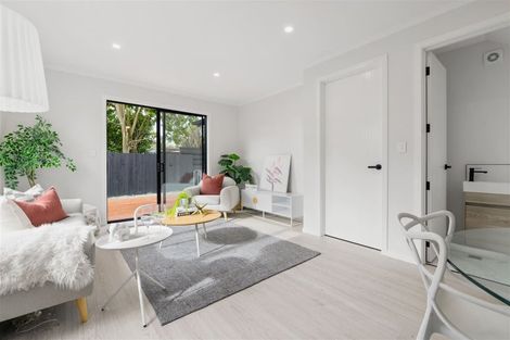 Photo of property in 1/24 Mclaren Place, Chedworth, Hamilton, 3210