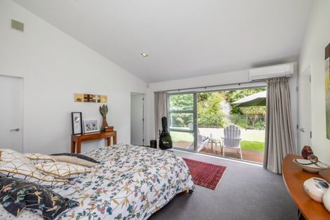 Photo of property in 15 Oakford Park Crescent, Greenhithe, Auckland, 0632