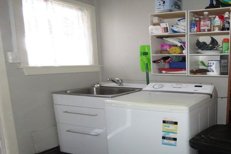 Photo of property in 12 Plaskett Street, Reefton, 7830