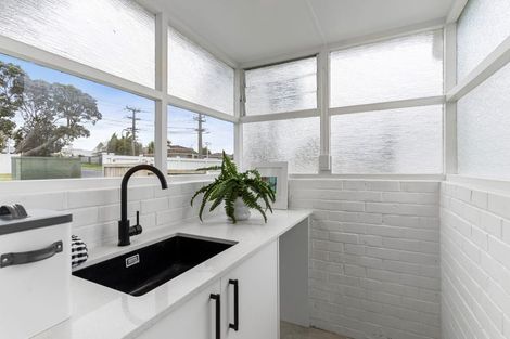 Photo of property in 1/17 Jutland Road, Hauraki, Auckland, 0622