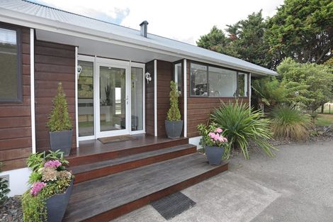 Photo of property in 455b State Highway 1, Bulls, 4894