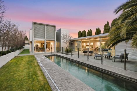 Photo of property in 11 Waiwetu Street, Fendalton, Christchurch, 8052