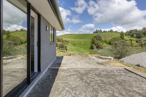 Photo of property in 64 Fernbrook Drive, Hurworth, New Plymouth, 4310