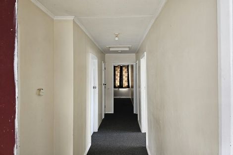 Photo of property in 15 Cameron Crescent, Masterton, 5810