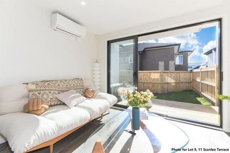 Photo of property in 4/11 Scanlen Terrace, Kelston, Auckland, 0602
