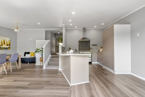 Photo of property in 55 Tram Valley Road, Swanson, Auckland, 0614