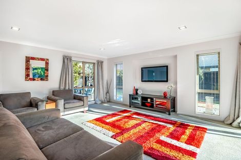 Photo of property in 12 Hawthorn Mews, Rangiora, 7400