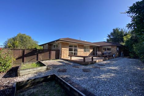 Photo of property in 6e Clearwater Cove, West Harbour, Auckland, 0618