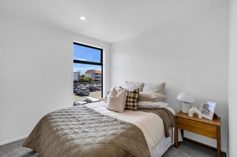 Photo of property in 2/17 Donald Place, St Albans, Christchurch, 8014