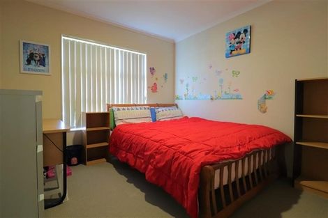 Photo of property in 7 Seresin Crescent, Flat Bush, Auckland, 2016