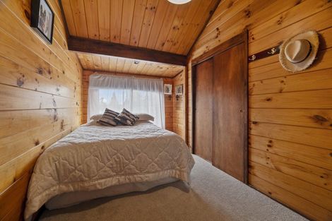 Photo of property in 10 Utuhina Road, Springfield, Rotorua, 3015