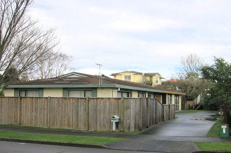 Photo of property in 25 Redwood Grove, Hokowhitu, Palmerston North, 4410
