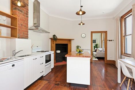 Photo of property in 80 Rolleston Street, Mount Cook, Wellington, 6021