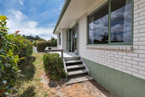 Photo of property in 4 Ash Street, Maungaturoto, 0520