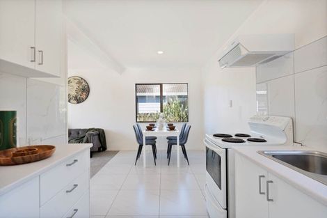 Photo of property in 1/26 Karepo Crescent, Ranui, Auckland, 0612