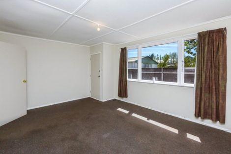 Photo of property in 1033a Fergusson Drive, Clouston Park, Upper Hutt, 5018