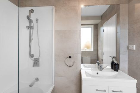 Photo of property in 48c Hatton Road, Orewa, 0931