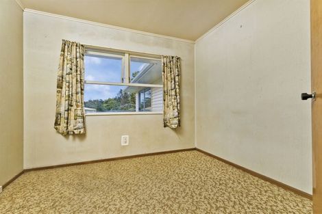 Photo of property in 84 Glendene Avenue, Glendene, Auckland, 0602