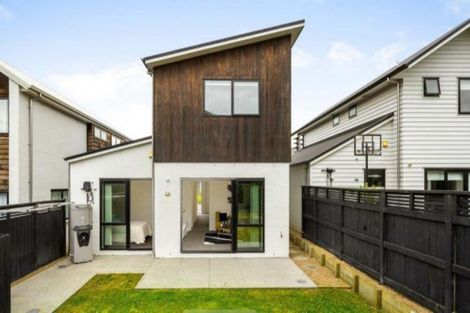 Photo of property in 21 Flounder Road, Hobsonville, Auckland, 0616