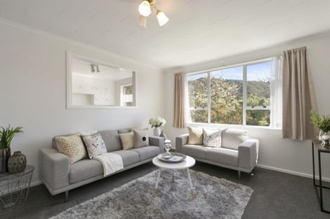 Photo of property in 50 California Drive, Totara Park, Upper Hutt, 5018