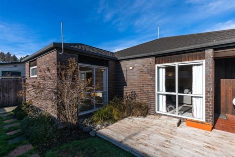 Photo of property in 1/126 Pages Road, Wainoni, Christchurch, 8061