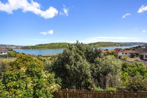 Photo of property in 82 Tweed Road, Papakowhai, Porirua, 5024