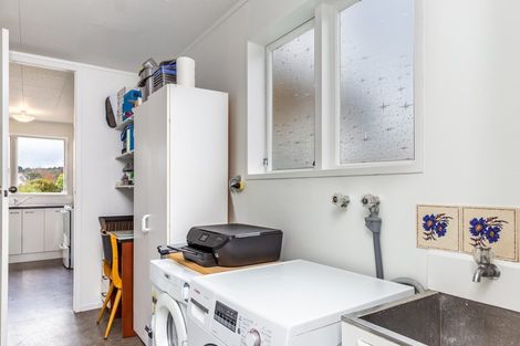 Photo of property in 2 Hampstead Place, Richmond Heights, Taupo, 3330