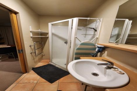 Photo of property in Atrium Apartments, 2i/154 The Terrace, Wellington Central, Wellington, 6011