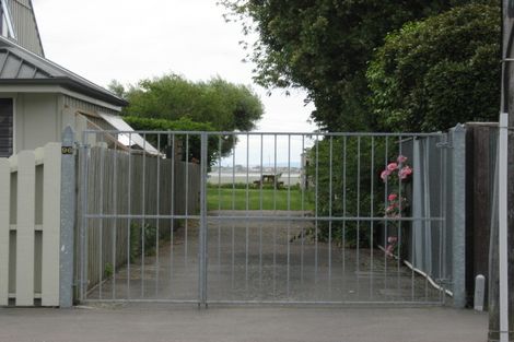 Photo of property in 96 Beachville Road, Redcliffs, Christchurch, 8081