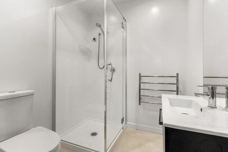 Photo of property in Frank Sargeson Apts, 306/74 Anzac Street, Takapuna, Auckland, 0622