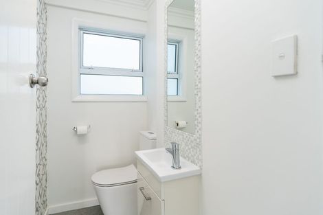 Photo of property in 77 The Parade, Paekakariki, 5034