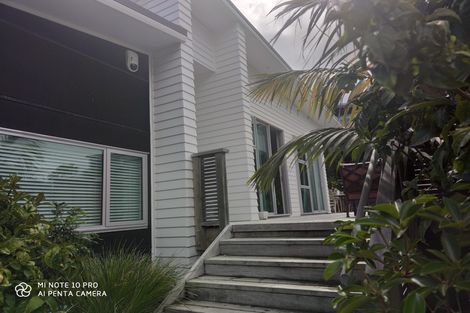 Photo of property in 91a Hebron Road, Waiake, Auckland, 0630