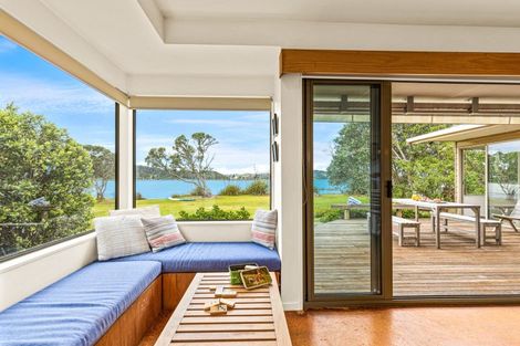 Photo of property in 42 Harbour View Road, Point Wells, Warkworth, 0986