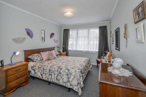 Photo of property in 55 Tiro Tiro Road, Levin, 5510